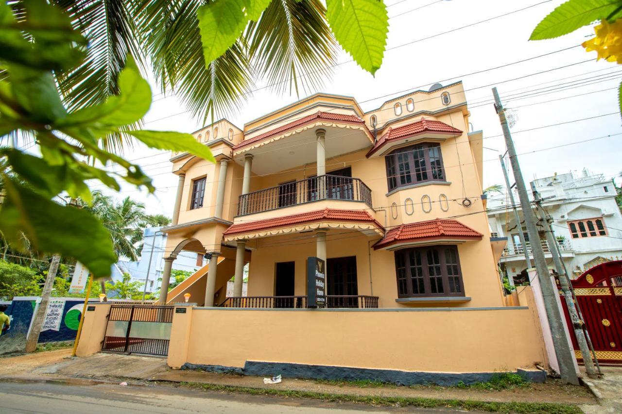 Phoenix Holiday Home Komoryn Zewnętrze zdjęcie